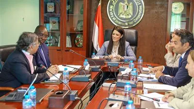 «المشاط» تستعرض برنامج «نُوَفِّي» أمام بعثة مؤسسة التمويل الدولية