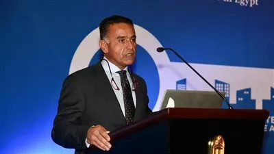 ماجد شريف: جذب المواطنين للعلمين الجديدة مرتبط بتوافر الأنشطة الاقتصادية 