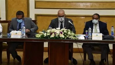 وزير الإسكان يوافق على زيادة رأس مال شركة المقاولون العرب إلى 8 مليارات جنيه 