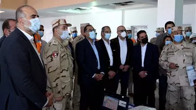 رئيس الوزراء يتفقد مركز معلومات ومدينة المعرفة بالعاصمة الإدارية الجديدة
