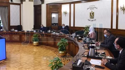 «مدبولي» يتابع خطوات تدقيق البيانات بشأن ملف هيكلة منظومة الدعم