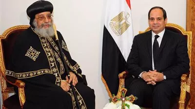 السيسي للبابا تواضروس: سنبذل قصارى جهدها لملاحقة مرتكبي التفجيرات