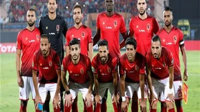 قائمة الأهلى للنهائى الإفريقى .. عودة أزارو ومحارب وتواجد أحمد فتحى أمام الترجى