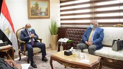وزير التنمية المحلية يتابع ملفات التعاون مع وفد برنامج الأغذية العالمي بالقاهرة 