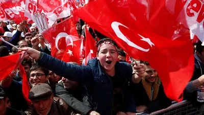 حزب معارض يطعن في نتيجة استفتاء تركيا 