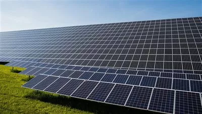 الحكومة تنفي توقف محطات الطاقة الشمسية في مصر