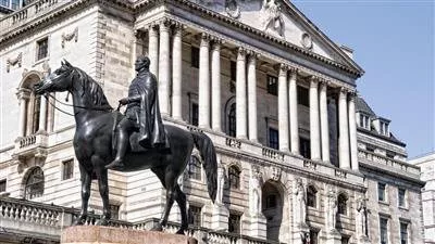 بنك انجلترا يُبقى على أسعار الفائدة دون تغيير 