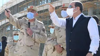 الرئيس السيسي يتفقد العاصمة الادارية الجديدة