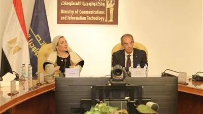 وزيرا البيئة والاتصالات يناقشان الاستعدادات التكنولوجية لاستضافة قمة المناخ