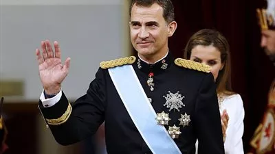 ملك إسبانيا يحل البرلمان ويدعو لانتخابات جديدة في 26 يونيو المقبل