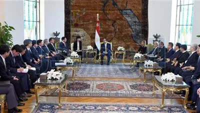السيسي يستقبل وفد من ممثلي مجتمع الأعمال الكوري