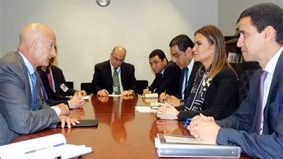 سحر نصر تبحث مع 