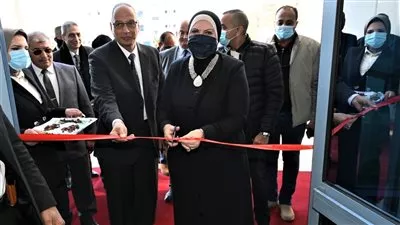 وزيرة التجارة: تطوير منظومة الفحص والافراج لمنع تكدس المنتجات بالموانئ