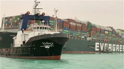 «الوزراء»: قناة السويس الممر الملاحي الأكثر أهمية في حركة التجارة العالمية