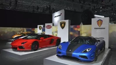 بالفيديو.. عرض سيارات فيلم 