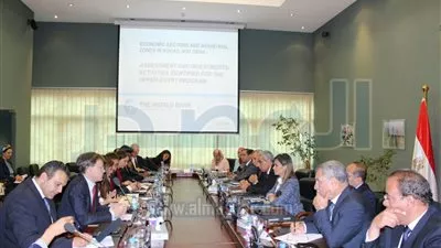 سحر نصر تستعرض مع البنك الدولى ترتيبات برنامج تنمية محافظات الصعيد