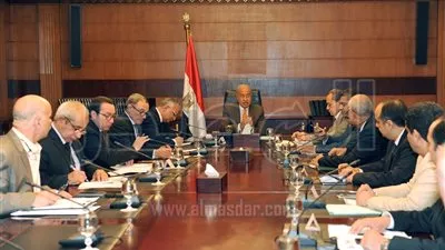 الحكومة تشكل غرفة عمليات لتوريد القمح.. وتسدد 300 مليون جنيه للمزارعين