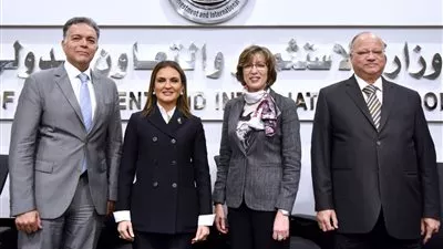 وزير النقل: 92,2 مليار جنيه تكلفة تطوير الطرق والسكك الحديدية خلال 4 سنوات