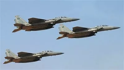 طائرات التحالف العربى تقصف محيط دار الرئاسة اليمنية بـ