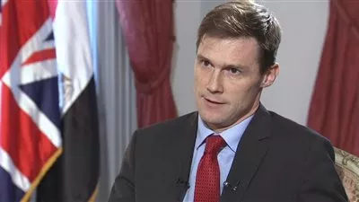 السفير البريطاني بالقاهرة يعرب عن تعازيه في ضحايا حادث حلوان