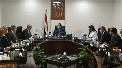 رئيس الوزراء: تيسيرات حكومية لتوطين صناعة المعدات والآلات والطلمبات