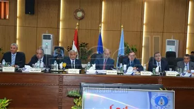 البترول : تنفيذ إستراتيجية لتأمين إمدادات الوقود لزيادة مشروعات التنمية محلياً