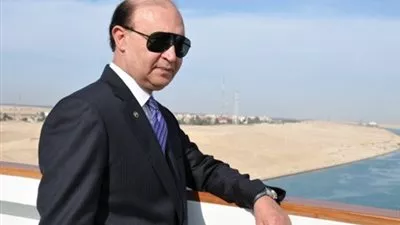 مميش: عبور 54 سفينة لقناة السويس بإجمالي حمولات 3,2 مليون طن
