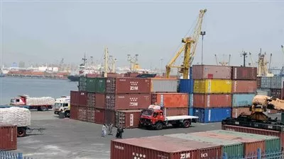 وصول شحنة قمح تزن 63 ألف طن إلى ميناء الإسكندرية