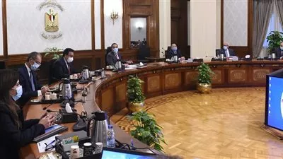 رئيس الوزراء يتابع الموقف التنفيذي لمنظومة التأمين الصحي الشامل