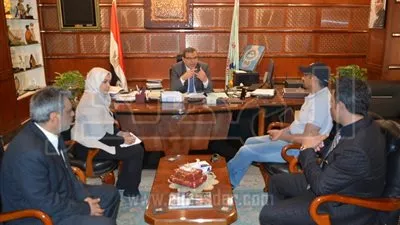 سعفان: مراعاة الشفافية في اختيار العمالة المسافرة للعمل للخارج (صور)