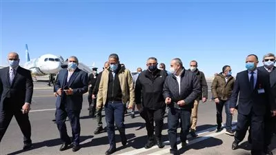 وزيرا الطيران والسياحة يتفقدان مطار الغردقة الدولي