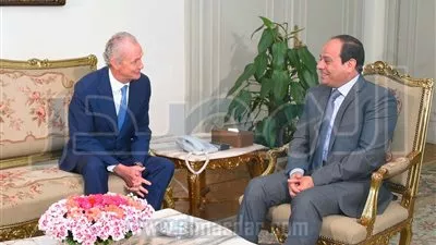 السيسي يبحث مع وزير الدفاع الإسباني فرص الارتقاء بالعلاقات الثنائية