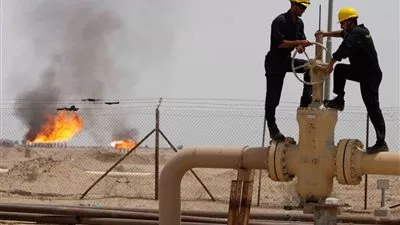 النفط يرتفع دولارا للبرميل بعد انخفاض 6% 