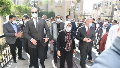 وزيرة الصحة تتفقد وحدة طب أسرة طيبة وتشيد بمستوى التجهيزات والخدمات