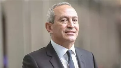 ناصف ساويرس يبيع حصته في شركة طائرات خاصة بقيمة 4.7 مليار دولار