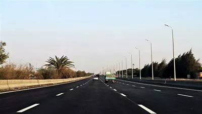 بتكلفة 50 مليون جنيه.. إنارة الطريق الدولي الساحلي بكفر الشيخ 