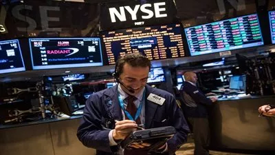 مؤشرات الأسهم الأمريكية تغلق على ارتفاع