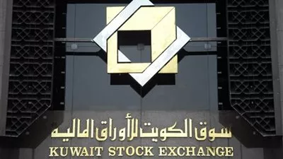 تباين أداء 