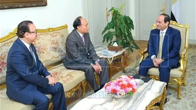 السيسي: علينا وضع رؤي حقيقية لمنع استخدام الانترنت في العنف 