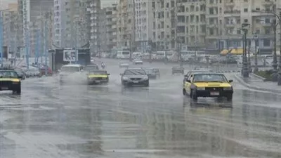فتح بوغاز ميناء الإسكندرية بعد تحسن أحوال الطقس