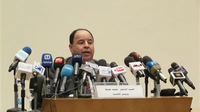 وزير المالية: الدولار الجمركى ثابث منذ 13 شهرًا..وتحريك سعره لحماية الصناعة الوطنية