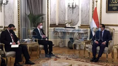 «مدبولي»: صندوق المناخ الأخضر مول 4 مشروعات بـ 297 مليون دولار