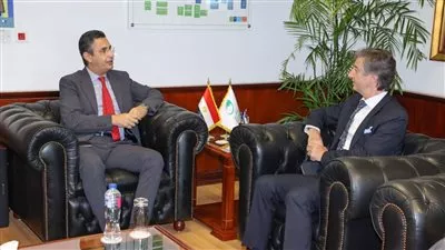 رئيس البريد المصري يبحث سبل التعاون مع برنامج الأمم المتحدة الإنمائي