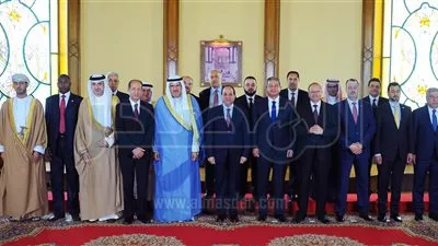 بالصور.. ننشر تفاصيل اجتماع السيسي ووزراء الشباب والرياضة العرب