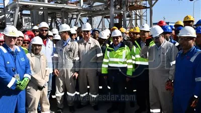 وزير البترول يتفقد حقلى جيزة وفيوم بالإسكندرية