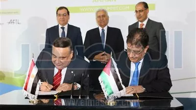 انطلاق القمة الأردنية الثانية للطاقة في عمان بمشاركة وزيري البترول والكهرباء