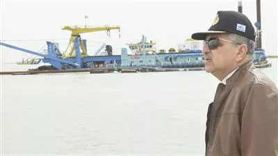 رئيس هيئة قناة السويس يتابع مستجدات مشروع تطوير القطاع الجنوبي