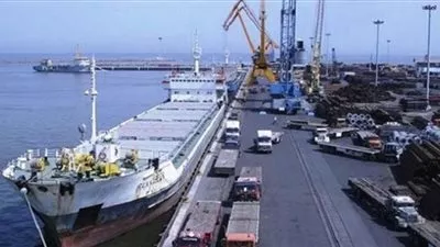 استمرار غلق بوغازى الإسكندرية والدخيلة لسوء الأحوال الجوية