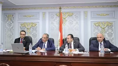 وزير الاتصالات: 5.5 مليار جنيه استثمارات لرفع كفاءة الانترنت خلال 2021