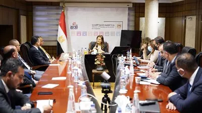 وزيرة التخطيط تناقش أوجه التعاون المستقبلي مع رئيس هيئة الأوراق المالية العراقية